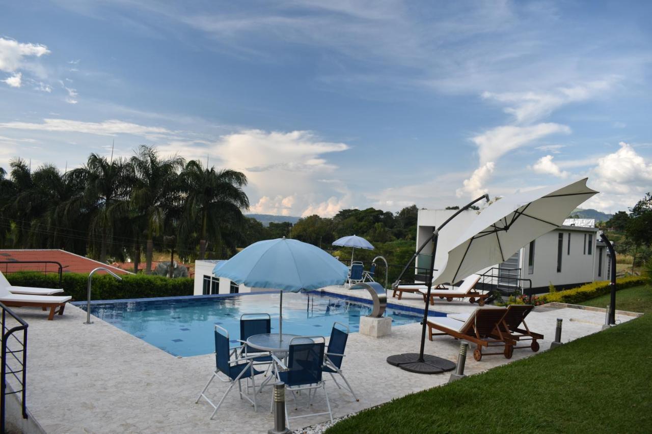 Hotel Syvanna Wellness And Spa Cerritos Екстер'єр фото