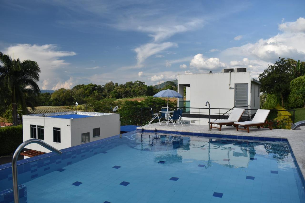 Hotel Syvanna Wellness And Spa Cerritos Екстер'єр фото