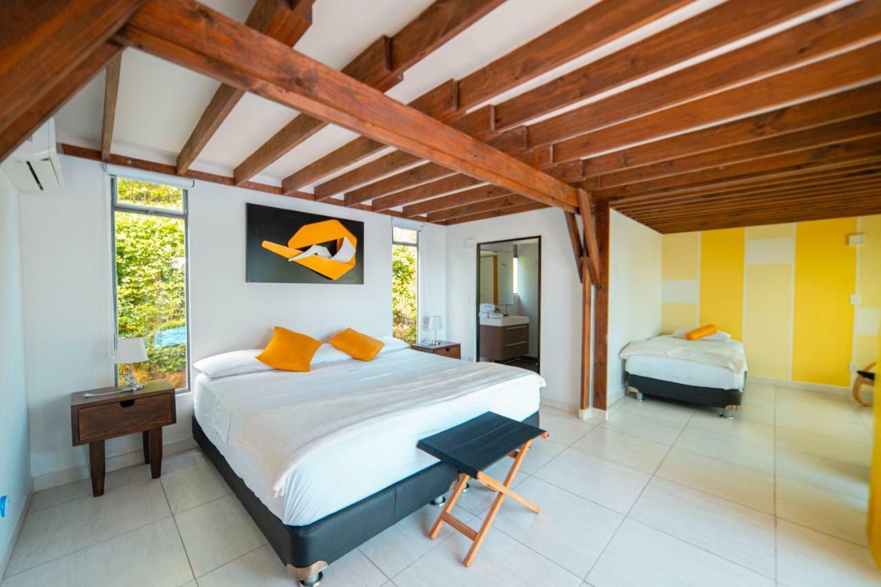 Hotel Syvanna Wellness And Spa Cerritos Екстер'єр фото